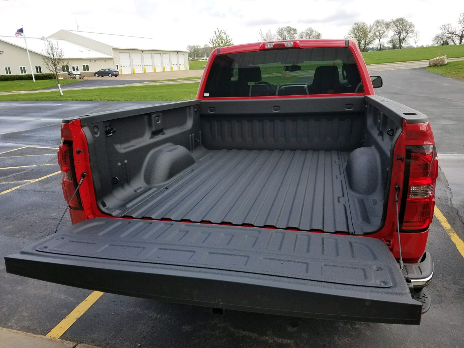 Rust-proof coating — Rust red truck 01
