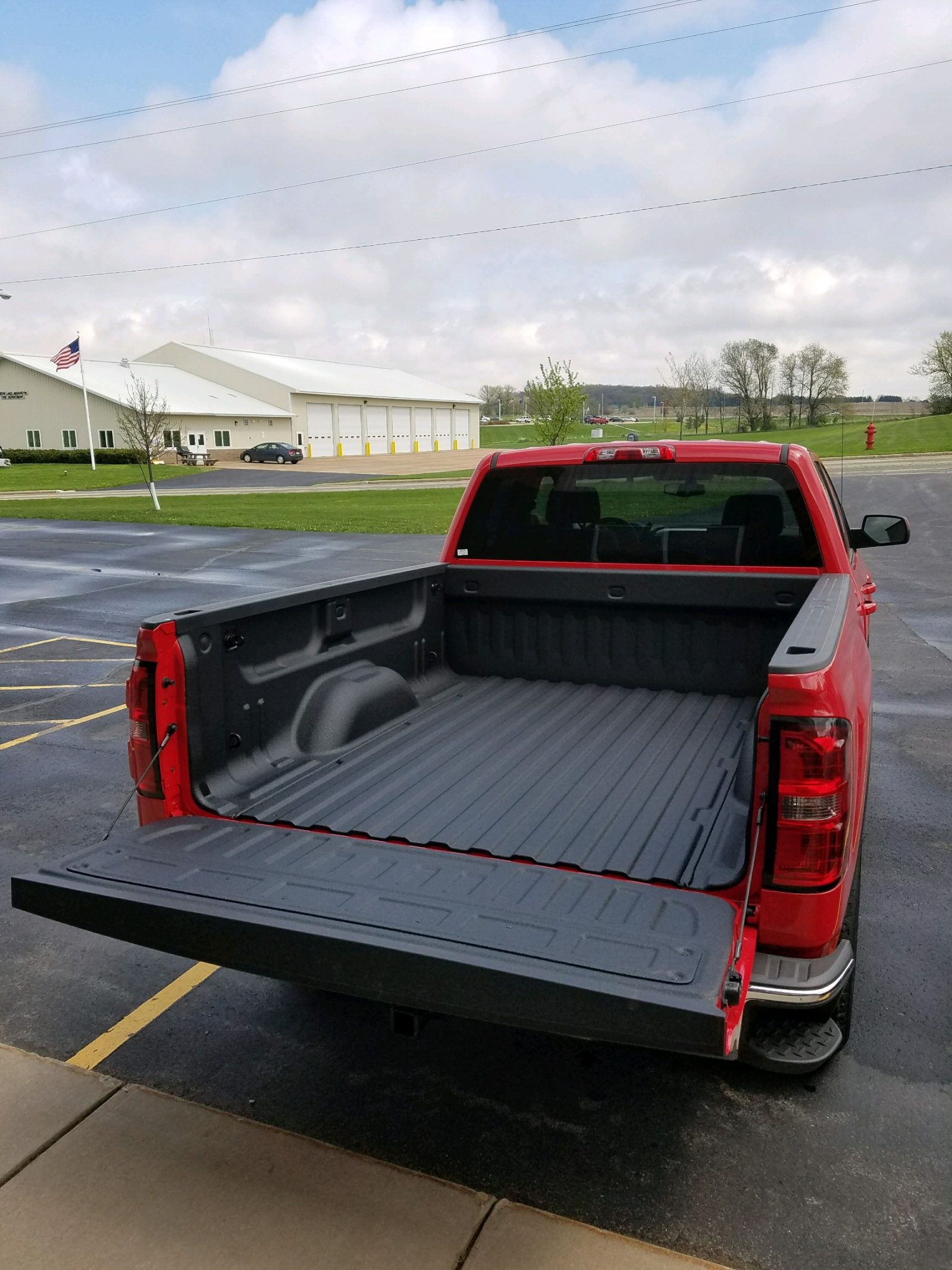 Salt-belt work truck with sealed underbody